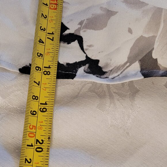 ✨NWT✨ City Studio Mini Skirt with Light Crinoline and Lining - Picture 3 of 5